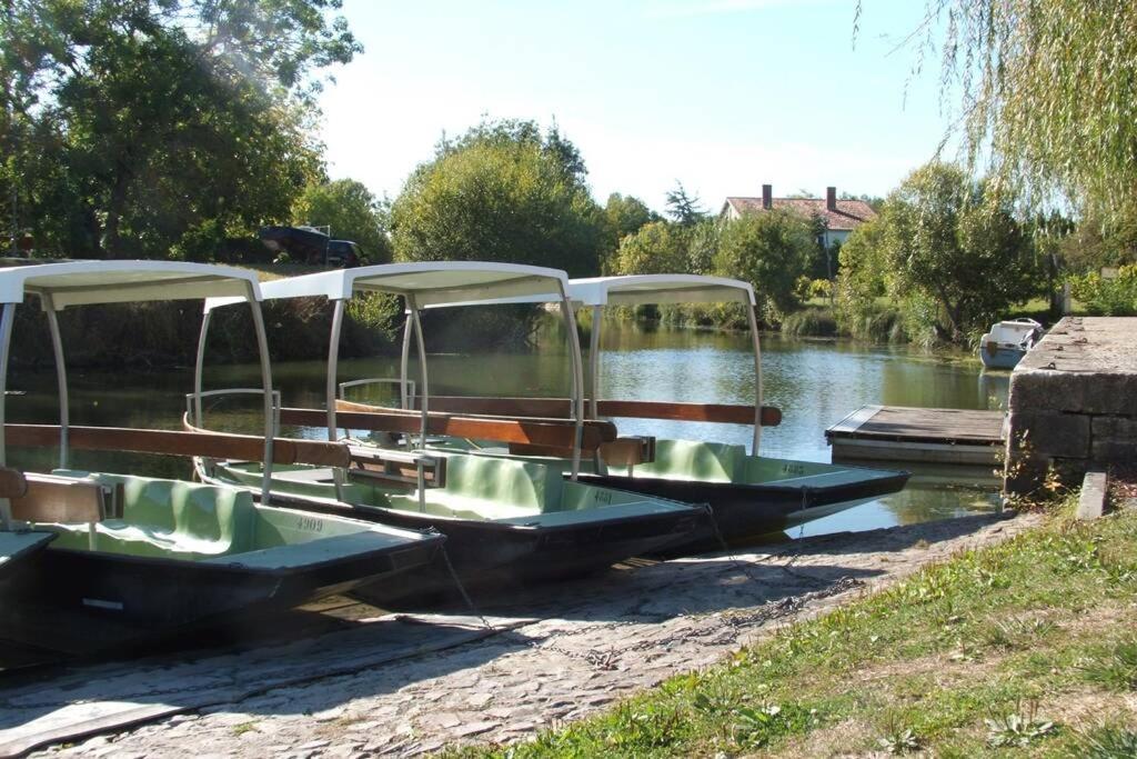 Gîte ANIEL meublé au coeur du Marais Poitevin Maille  Esterno foto